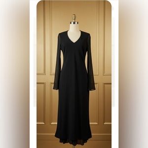 Vintage .Jones New York .Chic Black V-Neck Long Sleeve Sheath Dress